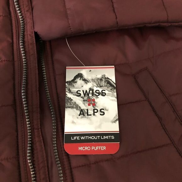 Swiss Alps micro puffer Cabernet burgundy color with full and hood boys size M - Picture 6 of 7